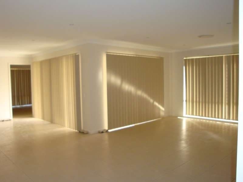 11 Diane Parade, Kallangur QLD 4503, Kallangur - Thumbnail 4