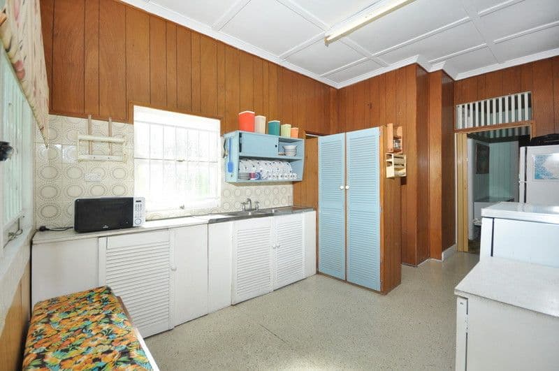 30 Burke Street, COORPAROO QLD 4151, Coorparoo - Thumbnail 4