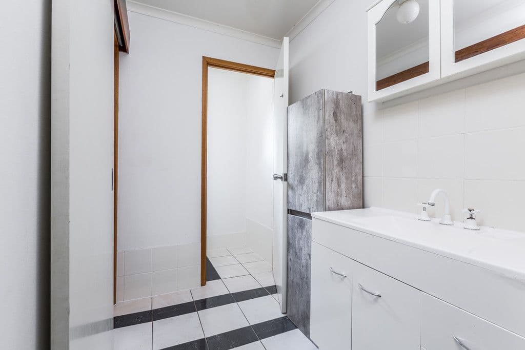 34 Barkell Street, North Ipswich QLD 4305, North Ipswich - Thumbnail 8
