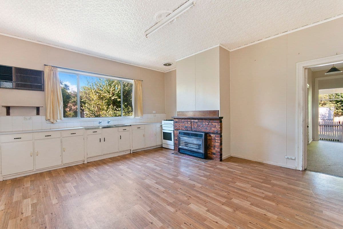 36 High Street, Koroit VIC 3282, Koroit - Thumbnail 2