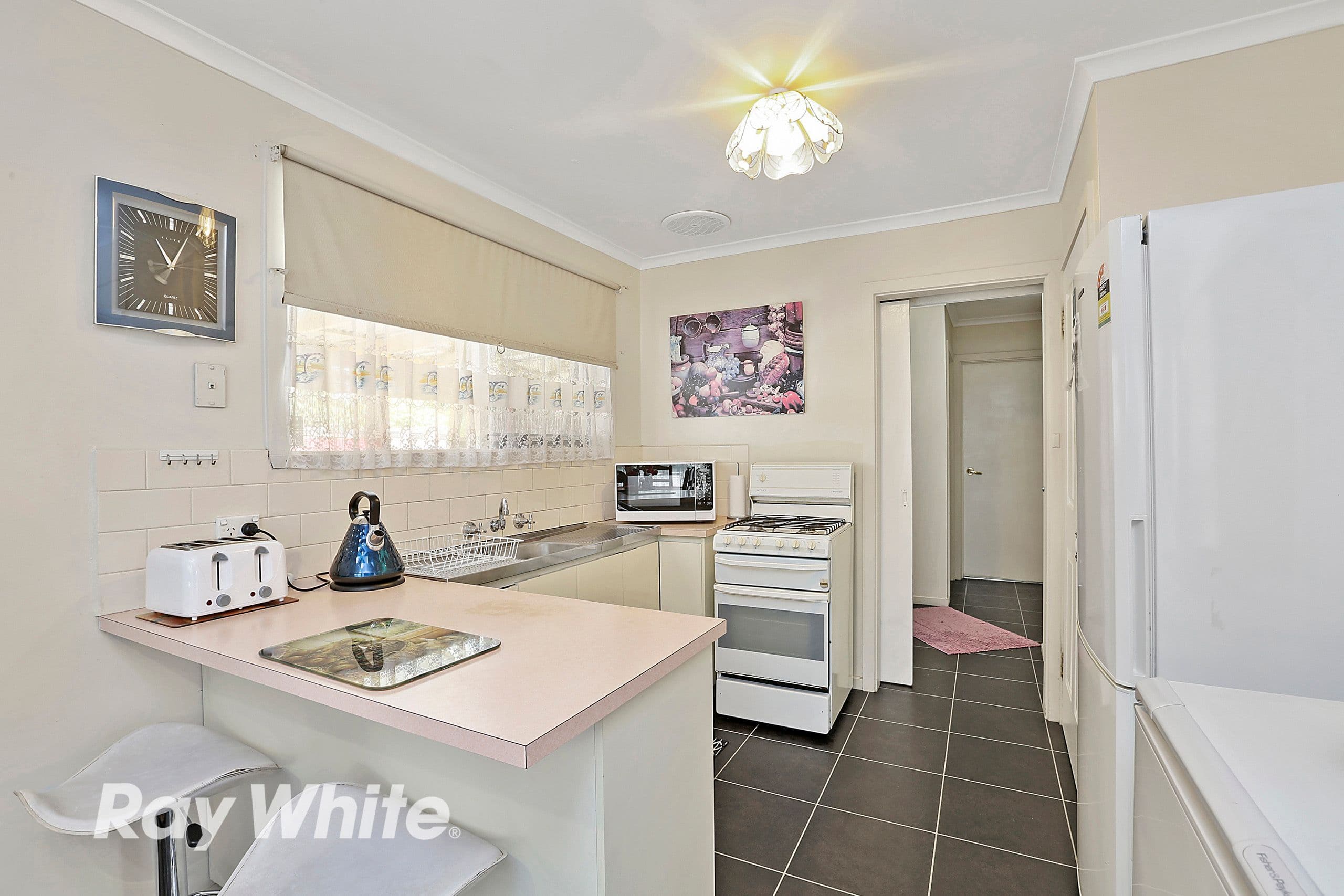 140 Goldsworthy Road, Corio VIC 3214, Corio - Thumbnail 3