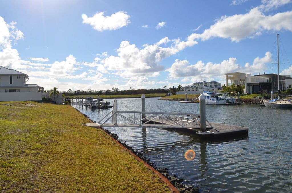 25 Marina Parade, JACOBS WELL QLD 4208, Jacobs Well - Thumbnail 2