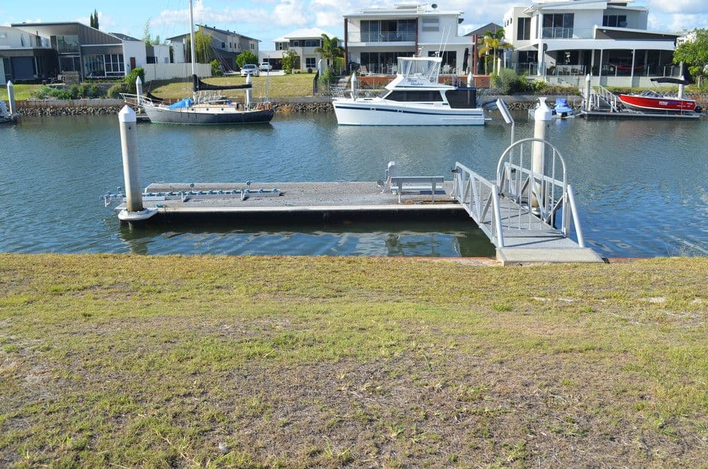 25 Marina Parade, JACOBS WELL QLD 4208, Jacobs Well - Thumbnail 3