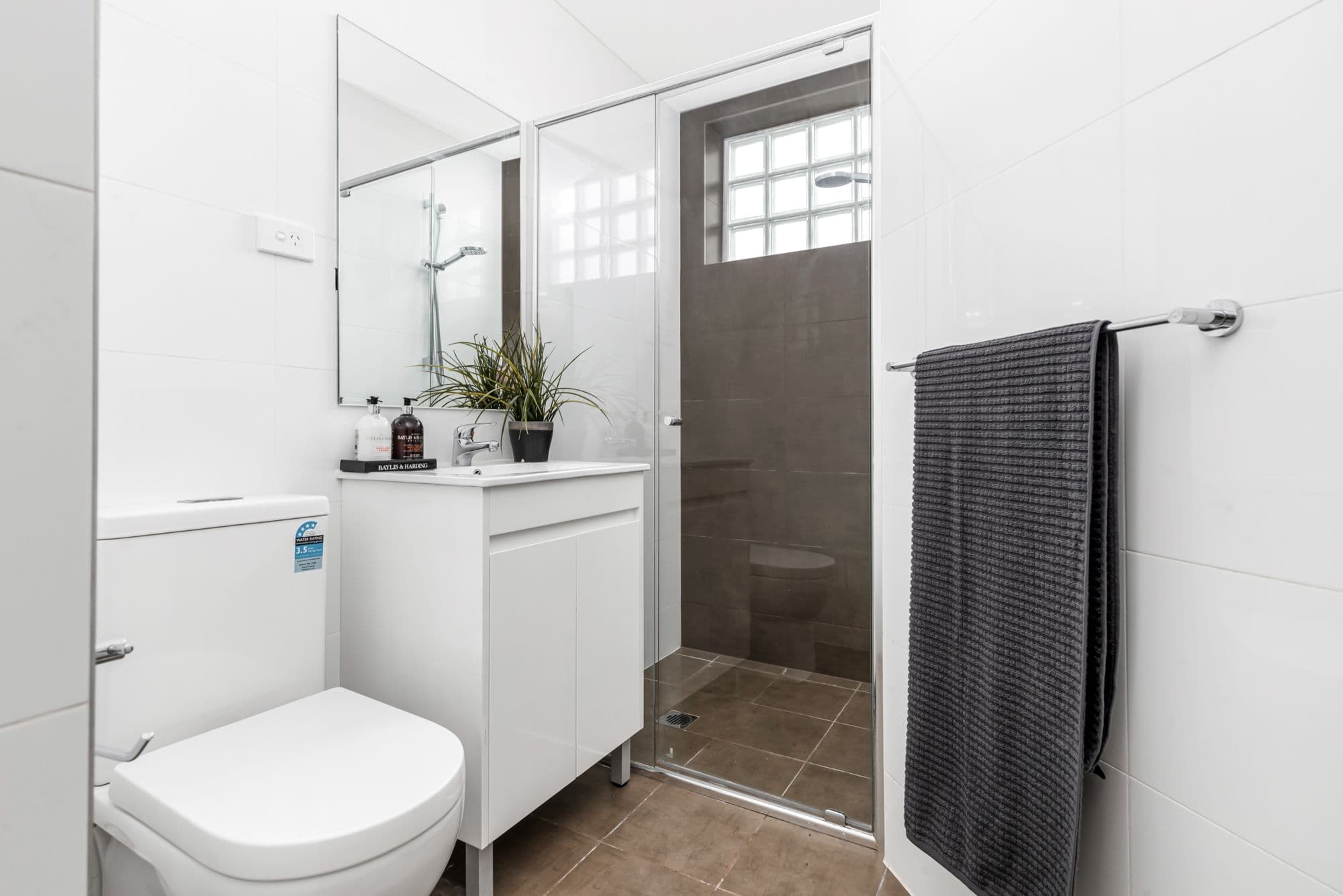 13-15 Civic Avenue, Pendle Hill NSW 2145, Pendle Hill - Thumbnail 8