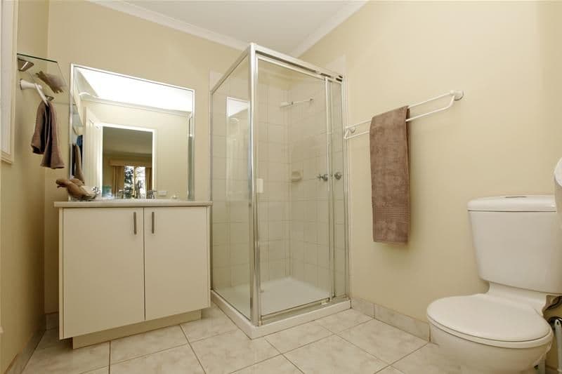 6 Scarlet Drive, BUNDOORA VIC 3083, Bundoora - Thumbnail 7