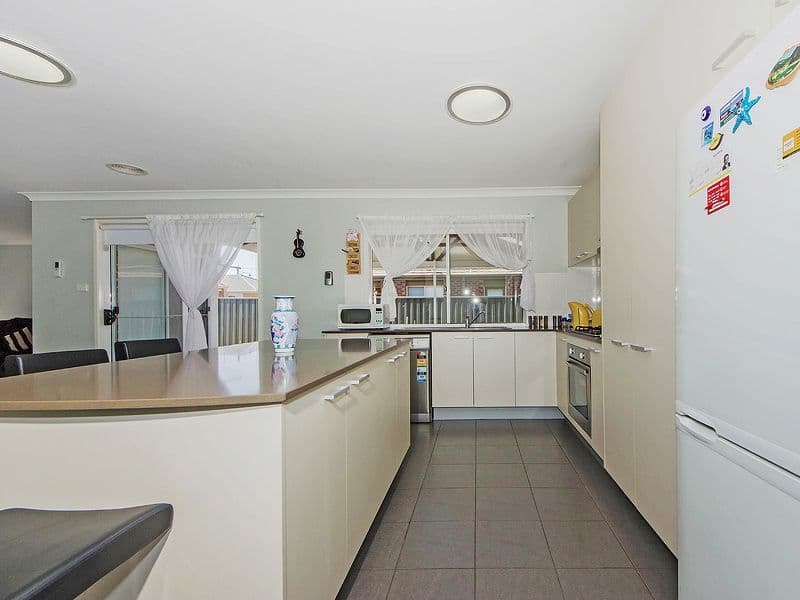 116 Westmeadows Lane, TRUGANINA VIC 3029, Truganina - Thumbnail 6