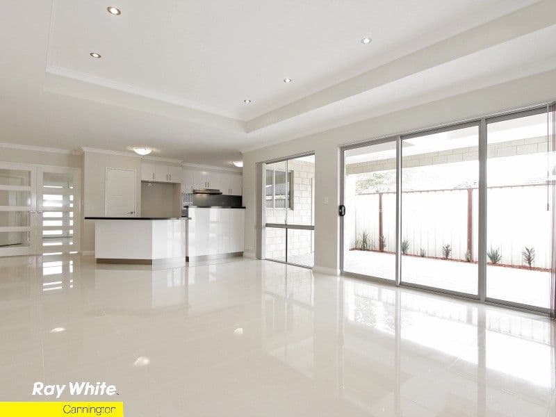 43 Redcliffe Street, EAST CANNINGTON WA 6107, East Cannington - Thumbnail 2