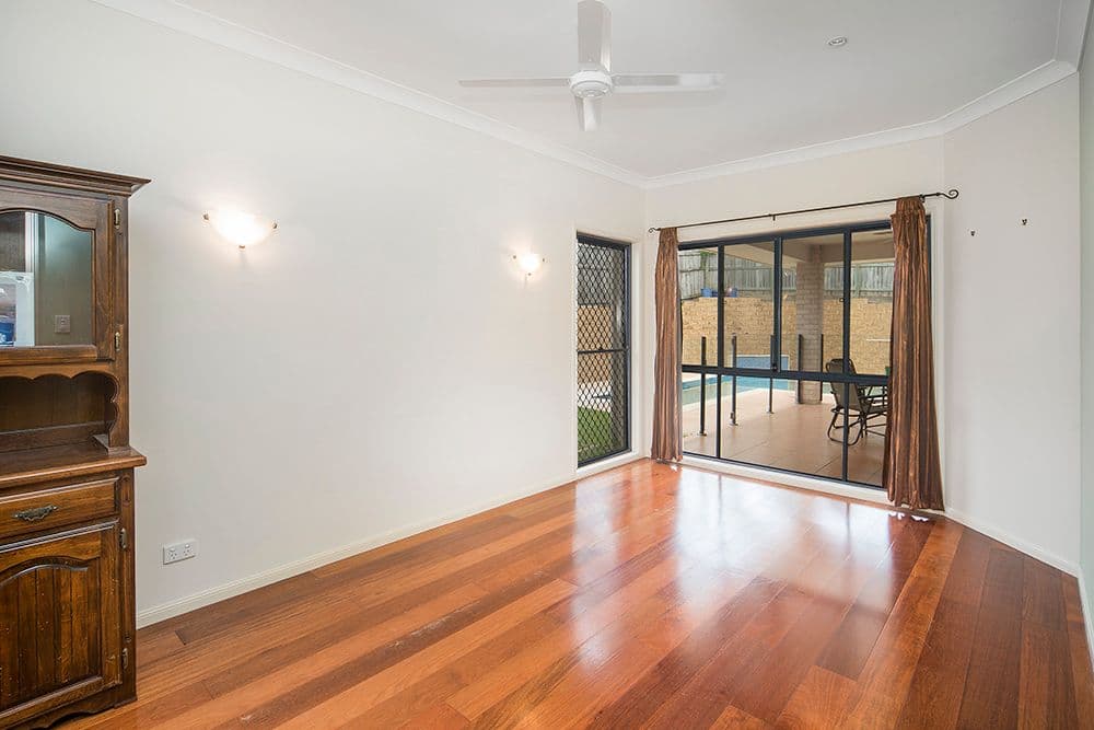 21 Freestone Drive, UPPER COOMERA QLD 4209, Upper Coomera - Thumbnail 2