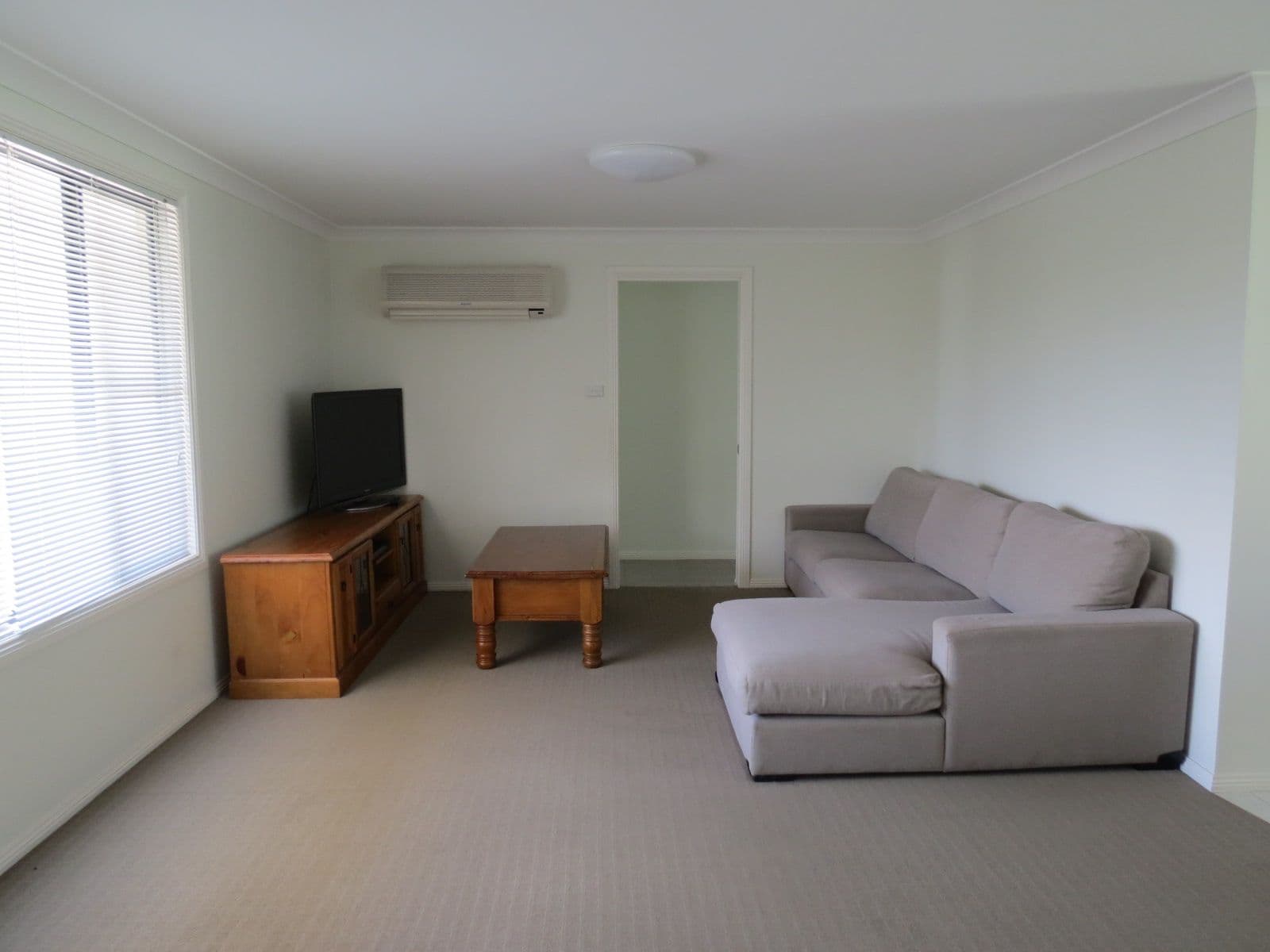 43 Dewhurst Street, Quirindi NSW 2343, Quirindi - Thumbnail 2
