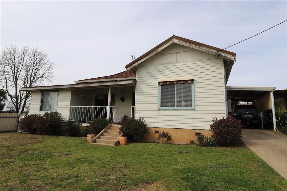 30A Howick Street, Tumut NSW 2720, Tumut - Thumbnail 2
