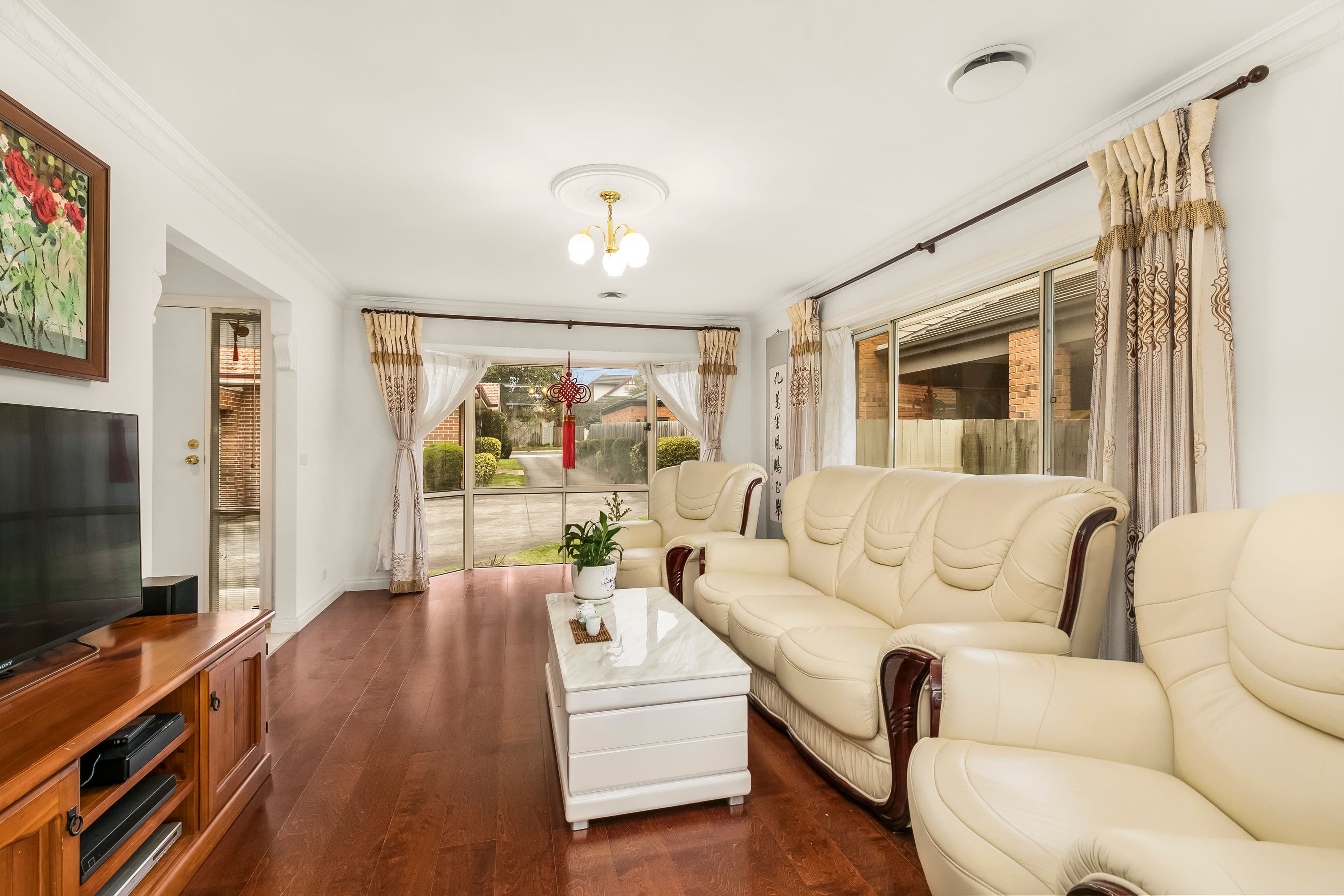 47 Panoramic Grove, Glen Waverley VIC 3150, Glen Waverley - Thumbnail 2
