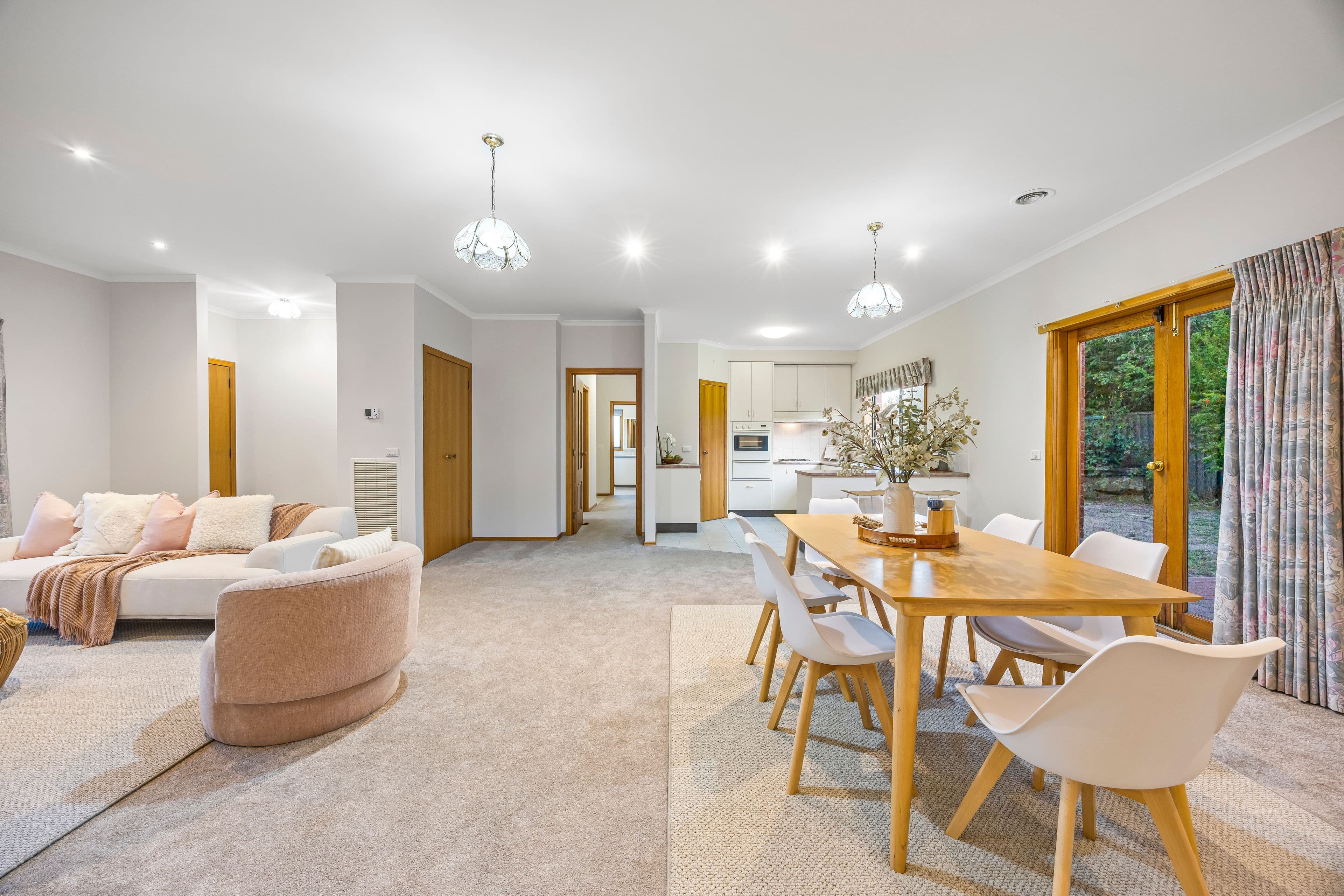 1021 Gregory Street, Lake Wendouree VIC 3350, Lake Wendouree - Thumbnail 7