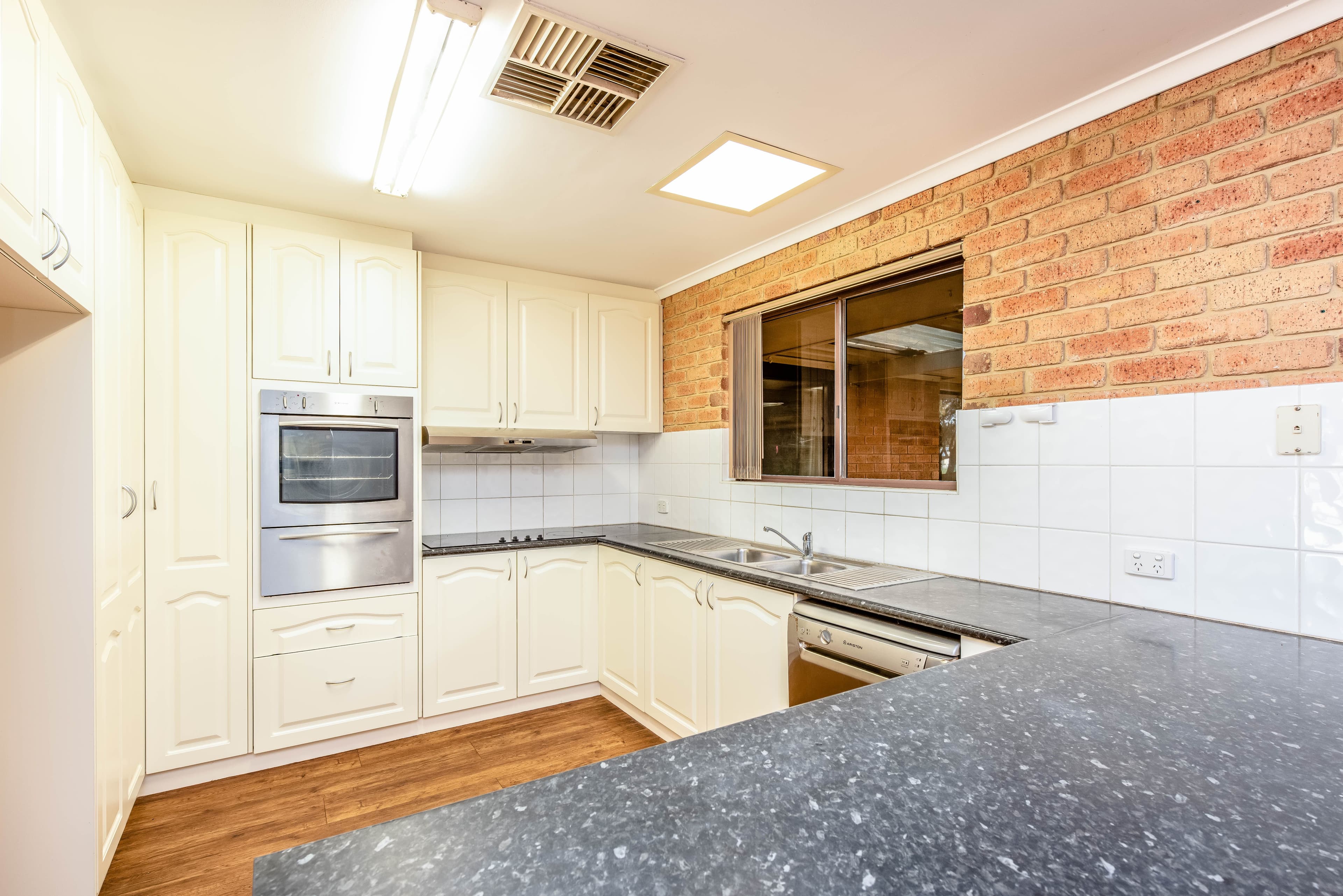 8 Dayana Drive, Woorree WA 6530, Woorree - Thumbnail 6