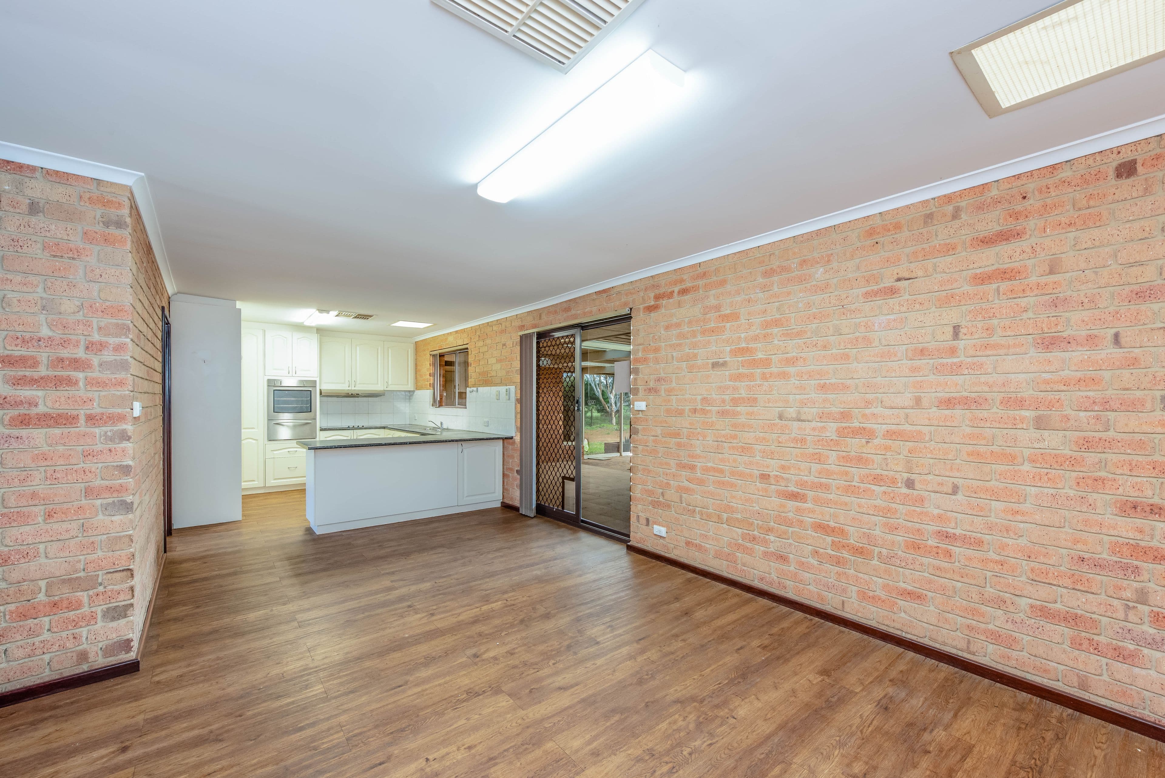 8 Dayana Drive, Woorree WA 6530, Woorree - Thumbnail 8