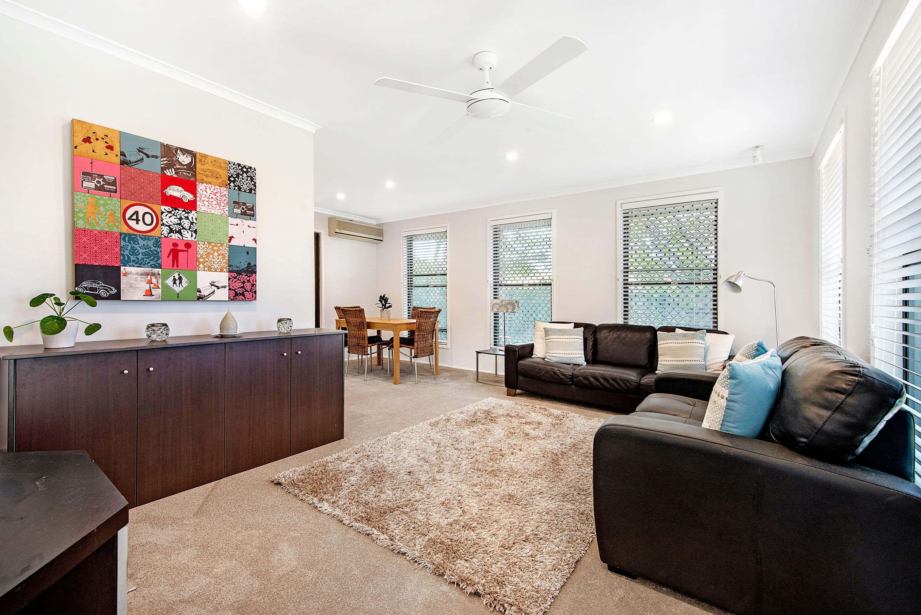 4 Illaura Street, Mermaid Waters QLD 4218, Mermaid Waters - Thumbnail 4