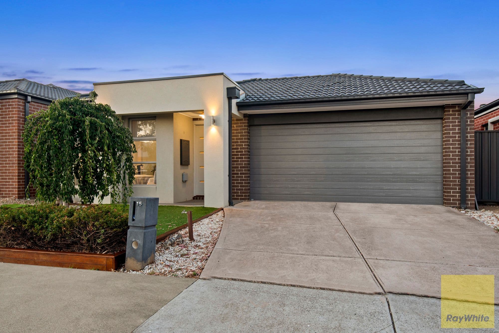 15 Dundee Way, Truganina VIC 3029, Truganina - Thumbnail 2