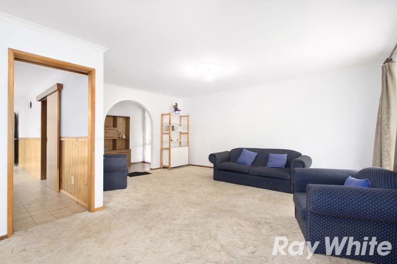 30 Howey Road, Pakenham VIC 3810, Pakenham - Thumbnail 2