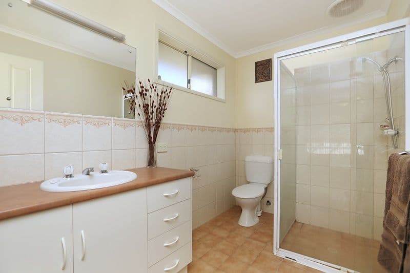 22 Fergusson Bowl, CRAIGMORE SA 5114, Craigmore - Thumbnail 7