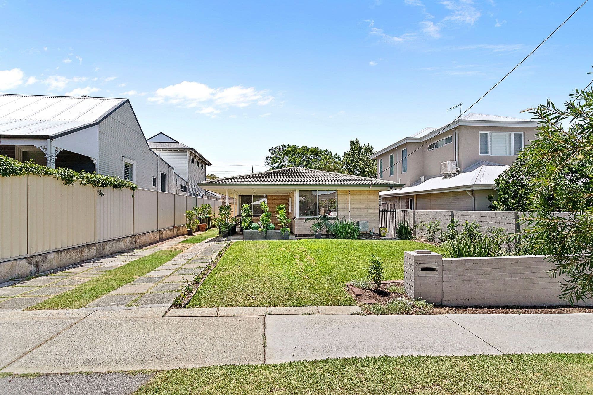 7 Glanville Street, Mosman Park WA 6012, Mosman Park - Thumbnail 2