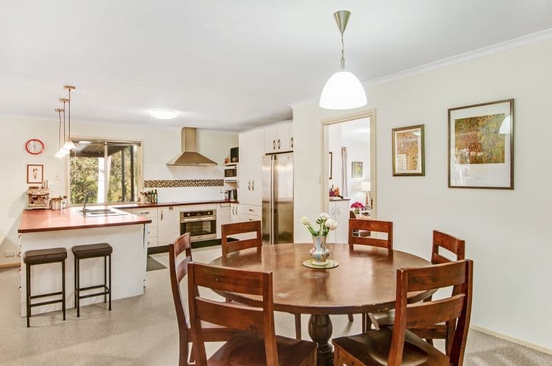 13 Ninian Close, Watanobbi - Image 1