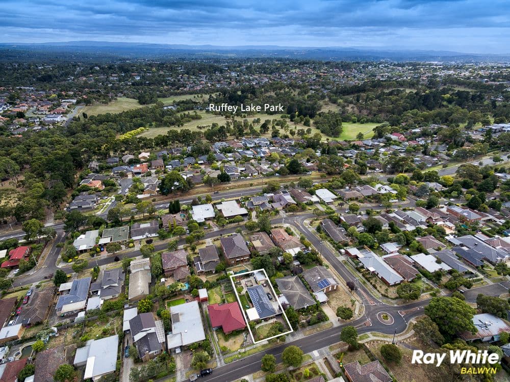 48 Board Street, Doncaster VIC 3108, Doncaster - Thumbnail 3