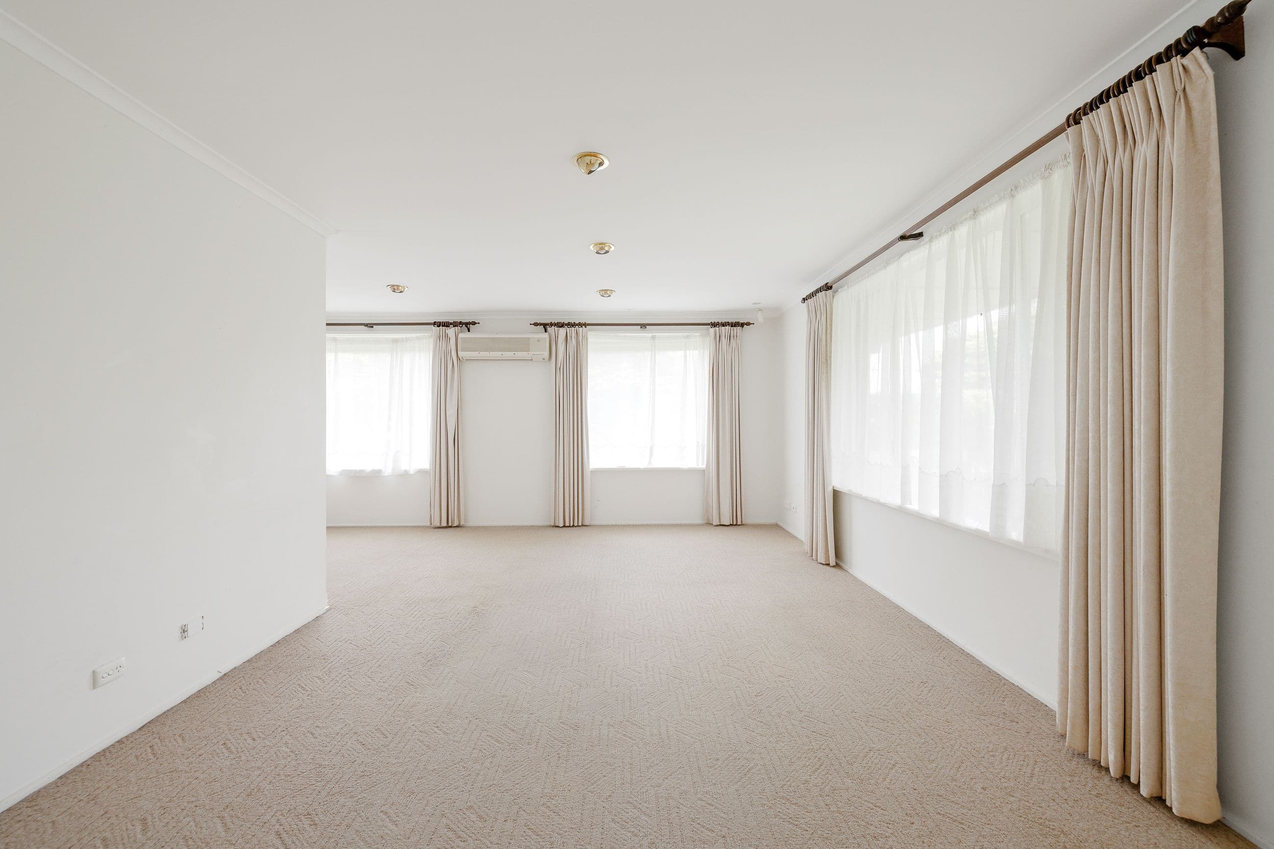 202 Thompson Avenue, Cowes VIC 3922, Cowes - Thumbnail 2