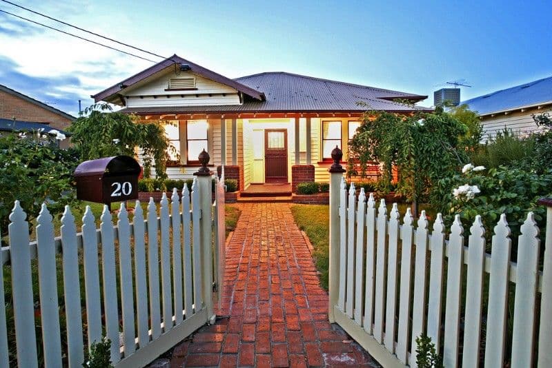 20 Narmbool Street, MANIFOLD HEIGHTS VIC 3218, Manifold Heights - Image 1