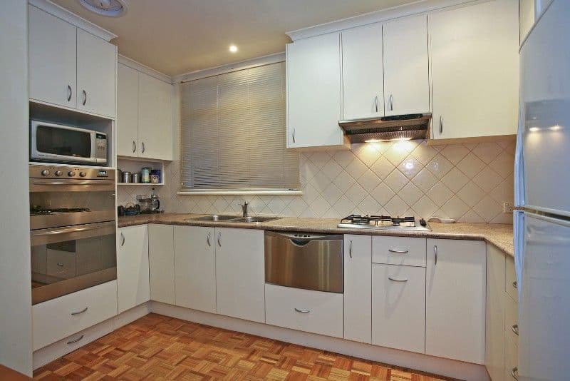 20 Narmbool Street, MANIFOLD HEIGHTS VIC 3218, Manifold Heights - Thumbnail 2
