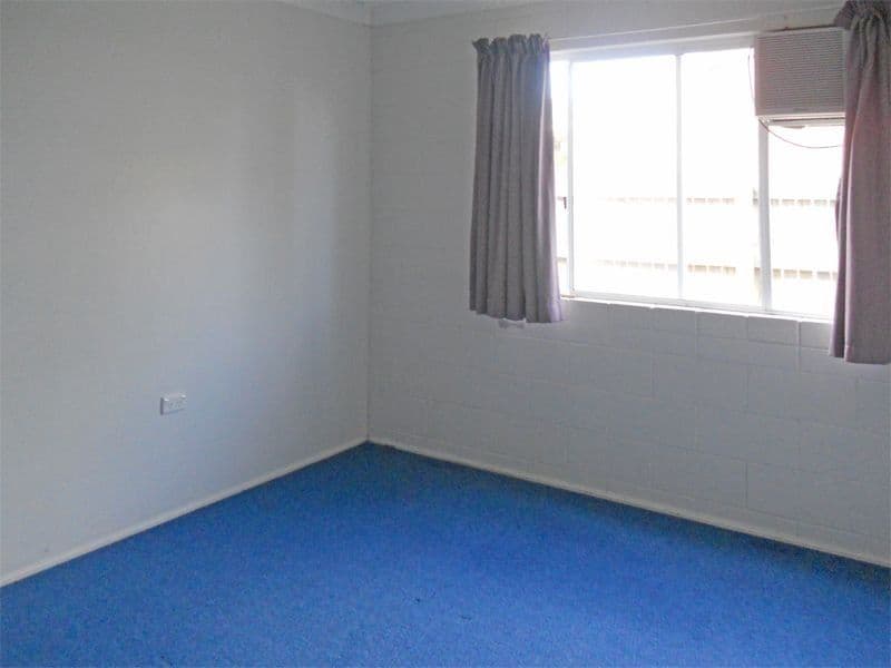 8 San Vito Crescent, RASMUSSEN QLD 4815, Rasmussen - Thumbnail 7