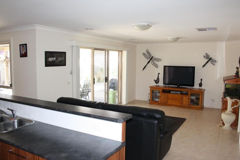 23 Swallow Street, THURGOONA NSW 2640, Thurgoona - Thumbnail 3