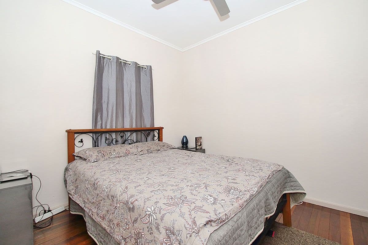 27 Galah Street, Churchill QLD 4305, Churchill - Thumbnail 6