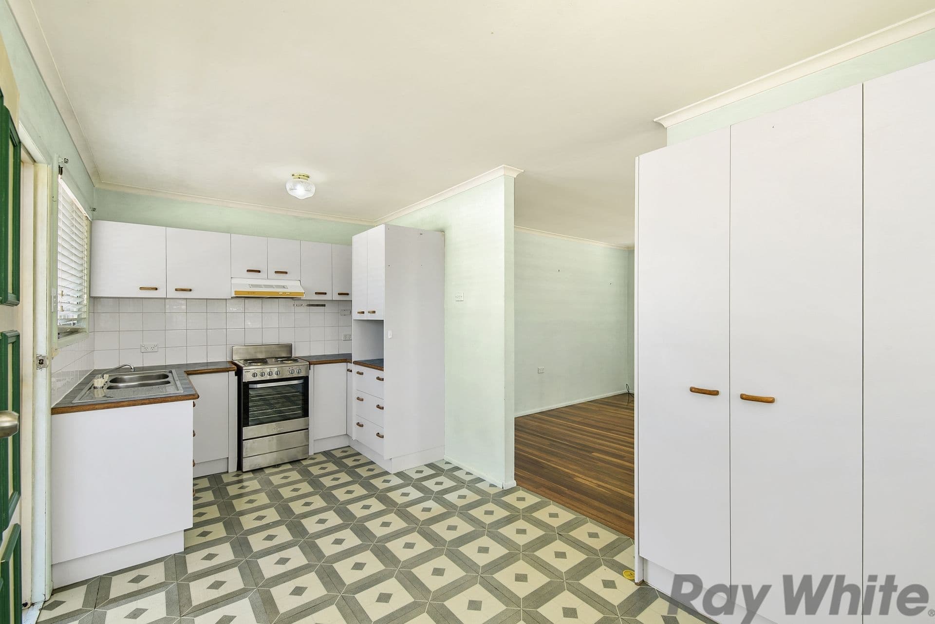 87 Grosvenor Terrace, Deception Bay QLD 4508, Deception Bay - Thumbnail 3