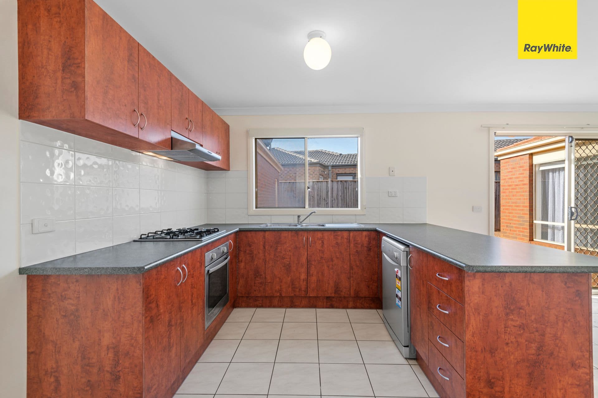 35 Roslyn Park Drive, HARKNESS VIC 3337, Harkness - Thumbnail 6