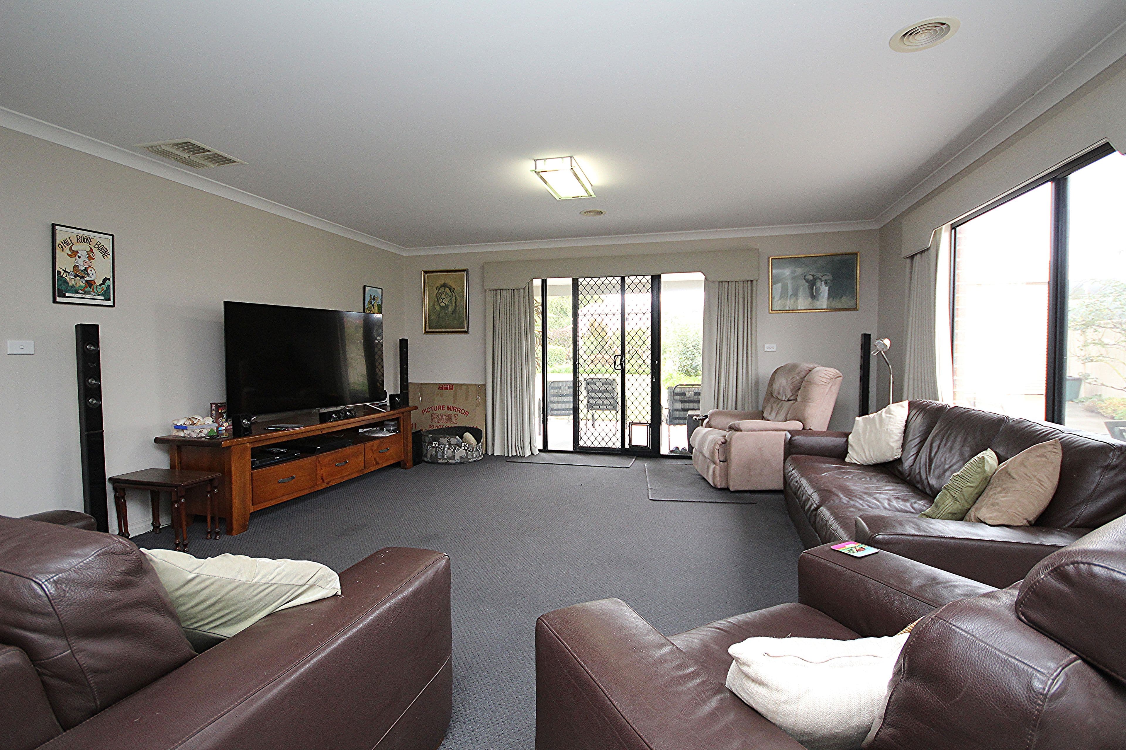 72 McTavish Boulevard, Horsham VIC 3400, Horsham - Thumbnail 3