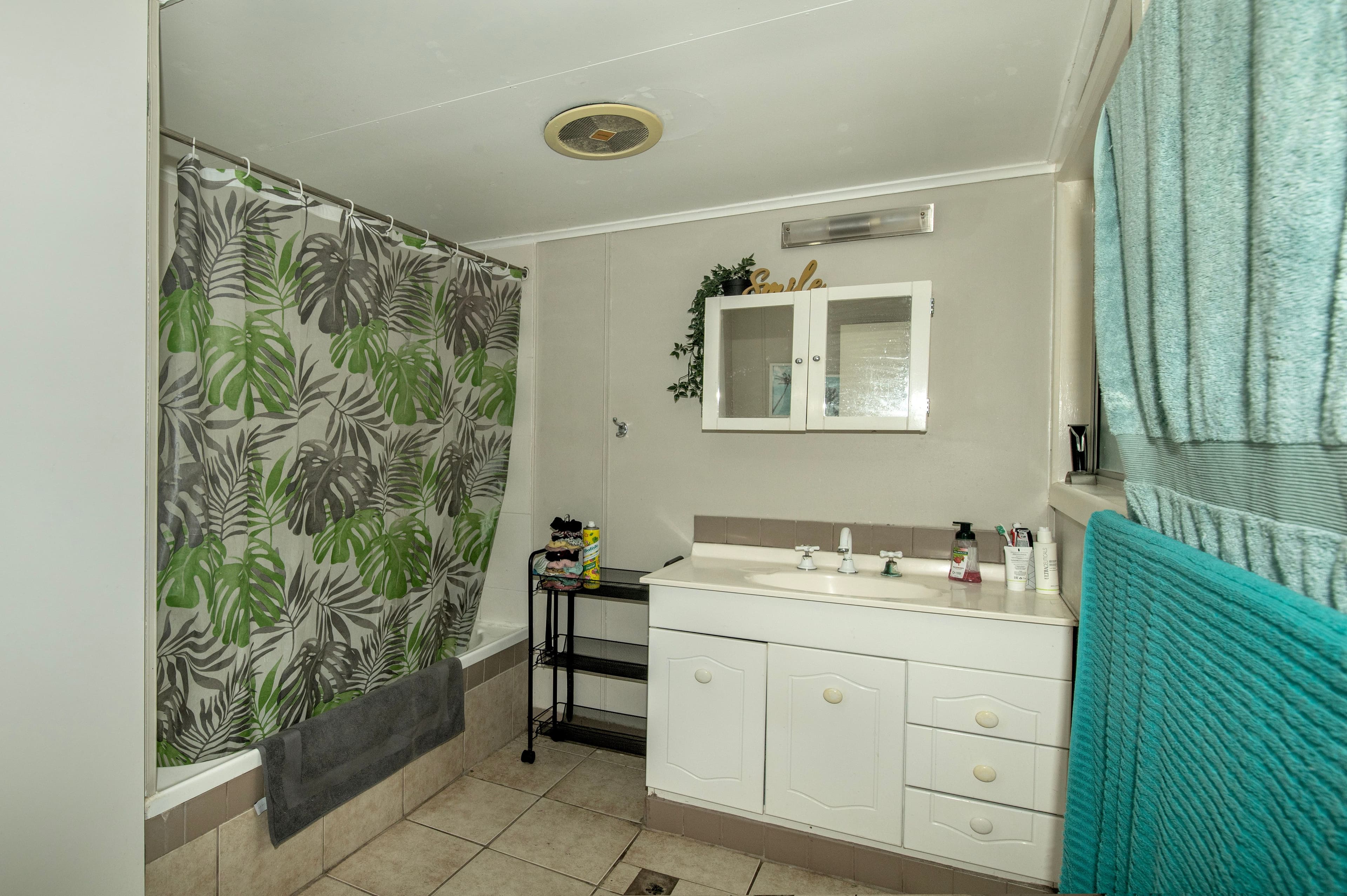 9 Grevillea Street, Biloela QLD 4715, Biloela - Thumbnail 6
