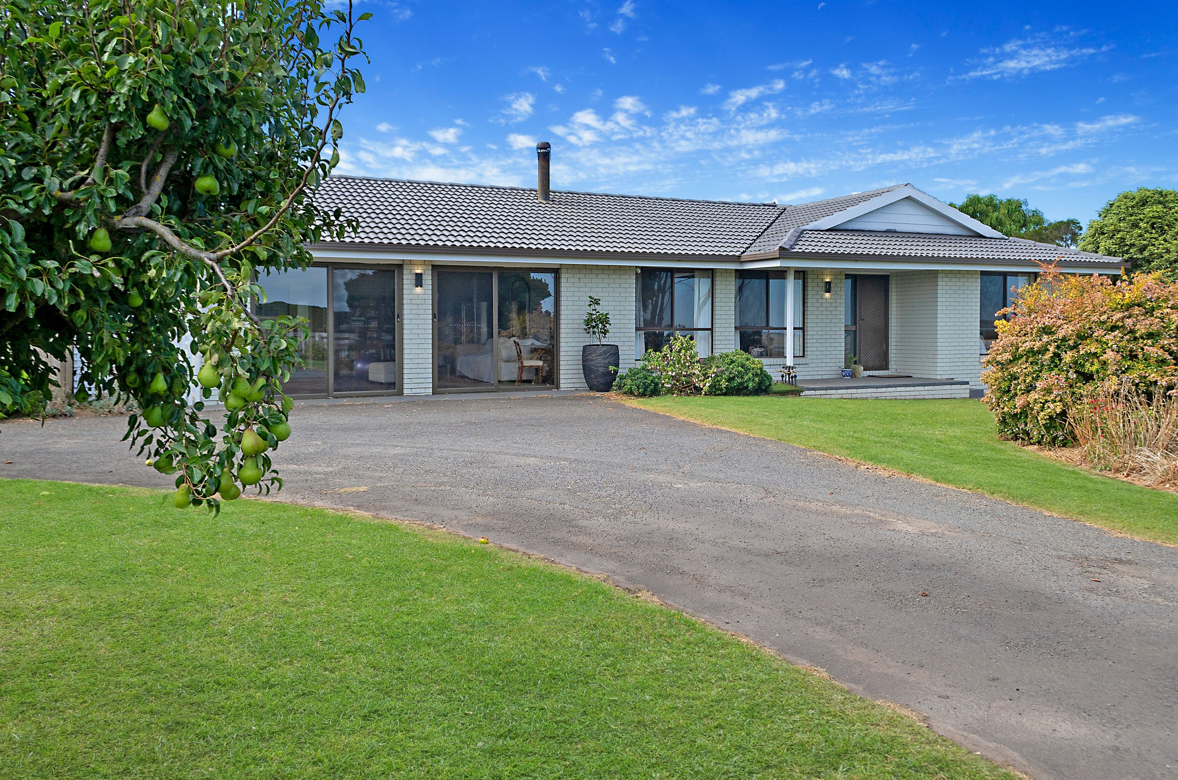 315 Koroit-Port Fairy Road, Crossley VIC 3283, Crossley - Thumbnail 4