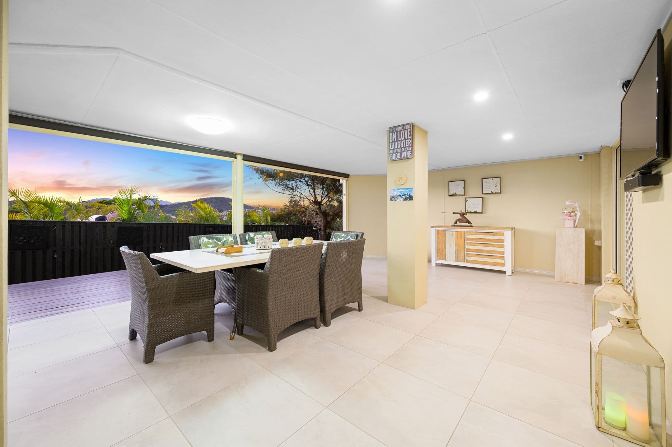 7 Tuggeranong Avenue, Pacific Pines QLD 4211, Pacific Pines - Thumbnail 2