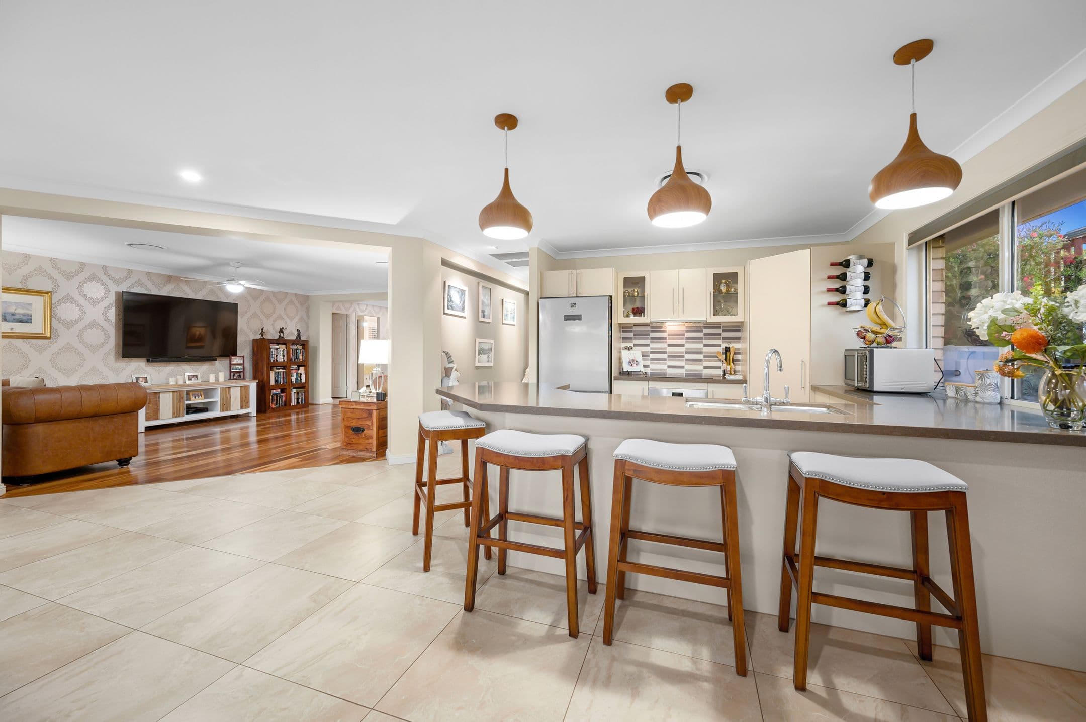 7 Tuggeranong Avenue, Pacific Pines QLD 4211, Pacific Pines - Thumbnail 4