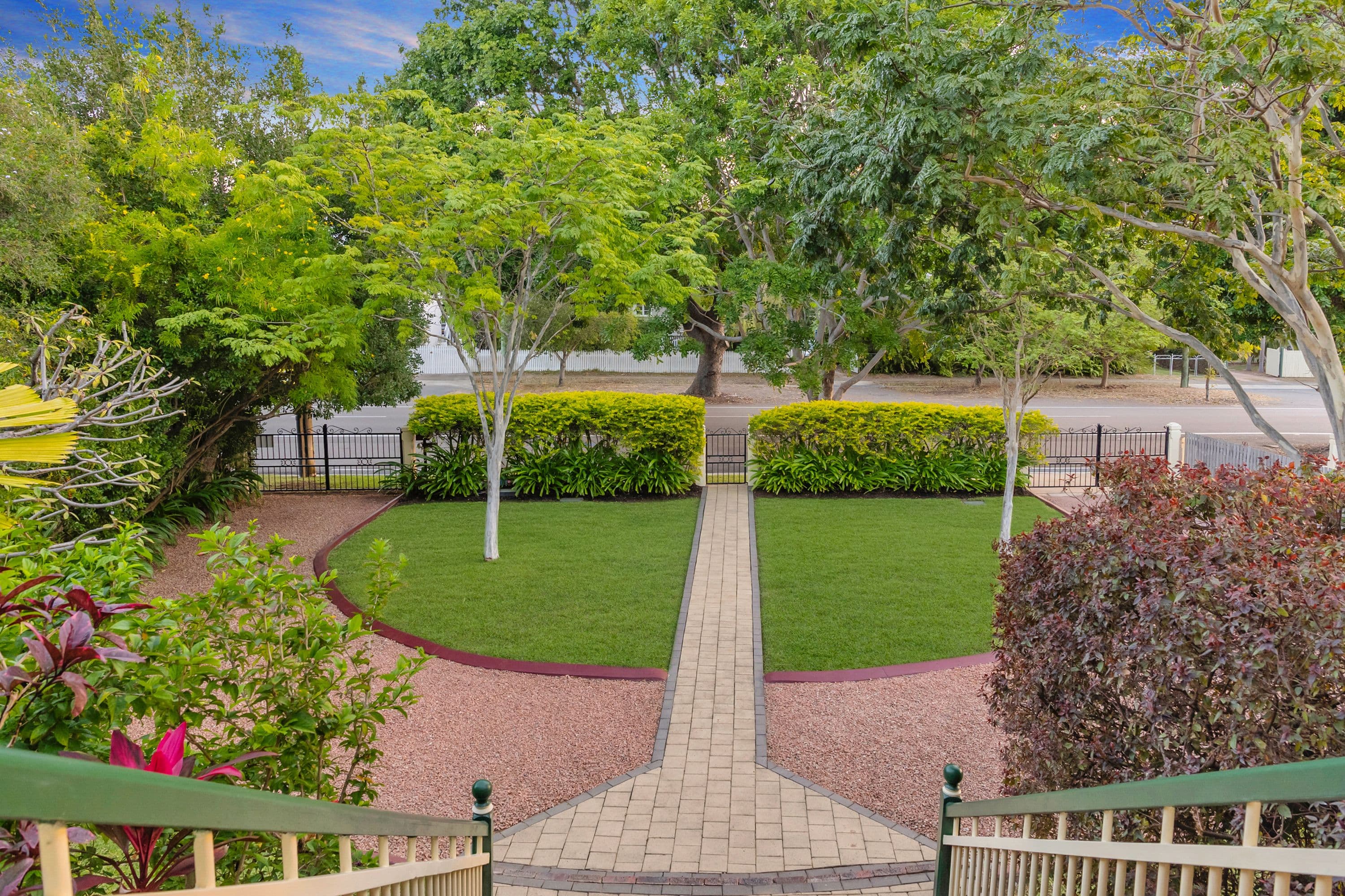 95 Stagpole Street, West End QLD 4810, West End - Thumbnail 4