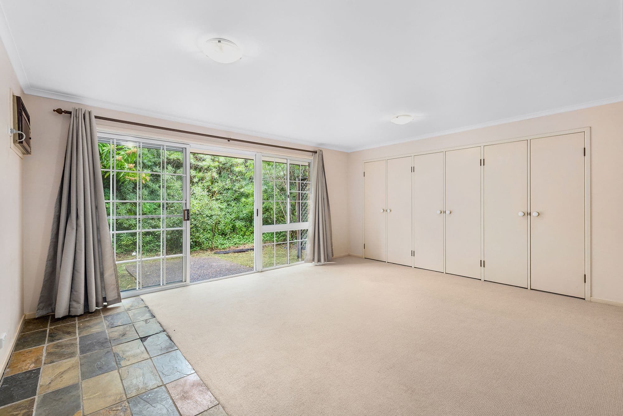 6 Bonhill Court, Indooroopilly QLD 4068, Indooroopilly - Thumbnail 6