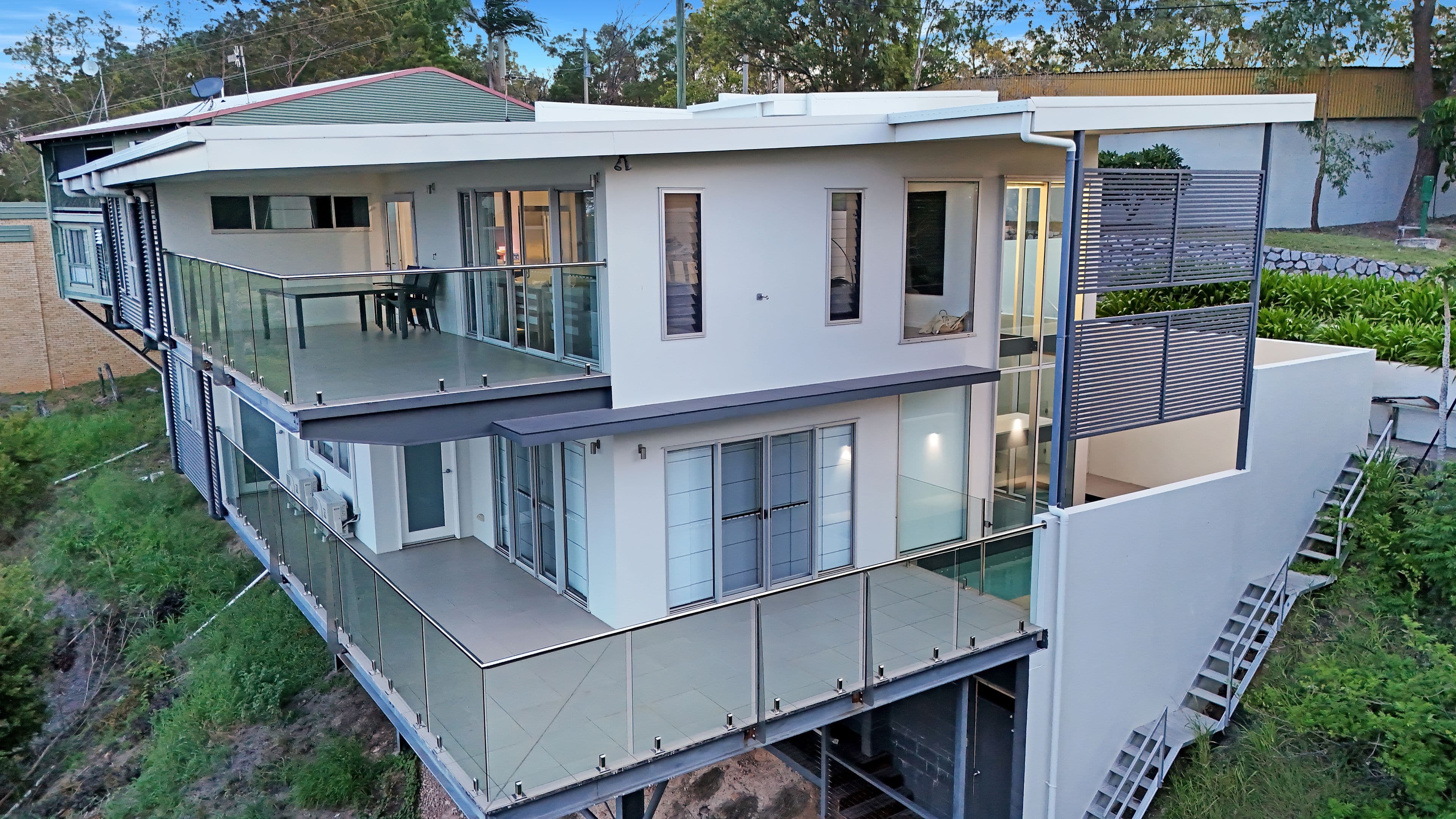 246 Goondoon Street, South Gladstone QLD 4680, South Gladstone - Thumbnail 2