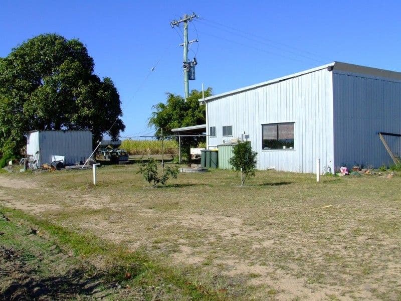 302 Lindemans Road, MOORE PARK BEACH QLD 4670, Moore Park Beach - Thumbnail 8
