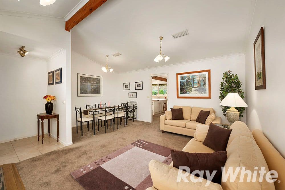 5 Lauren Close, Dingley Village VIC 3172, Dingley Village - Thumbnail 6