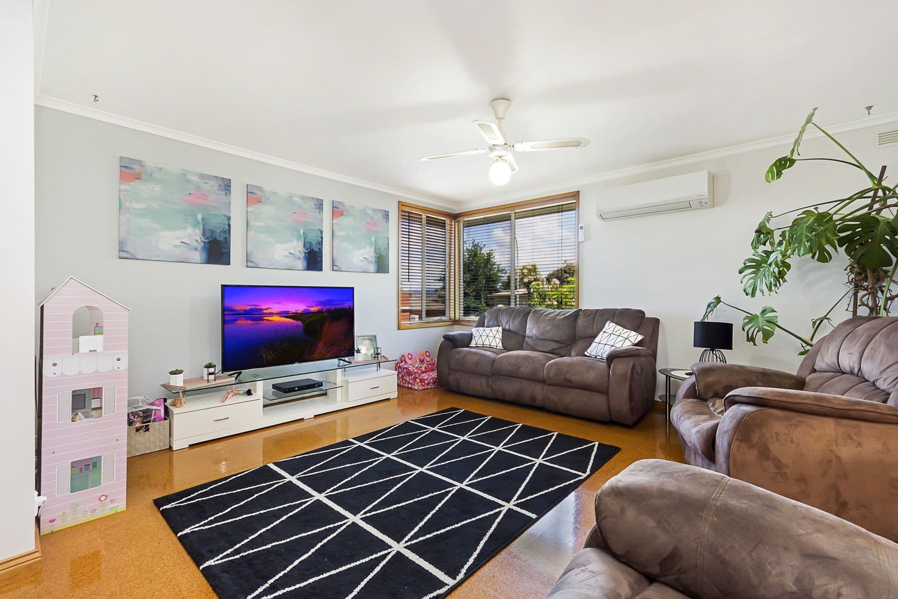 22 Mornington Drive, Ravenswood TAS 7250, Ravenswood - Thumbnail 2