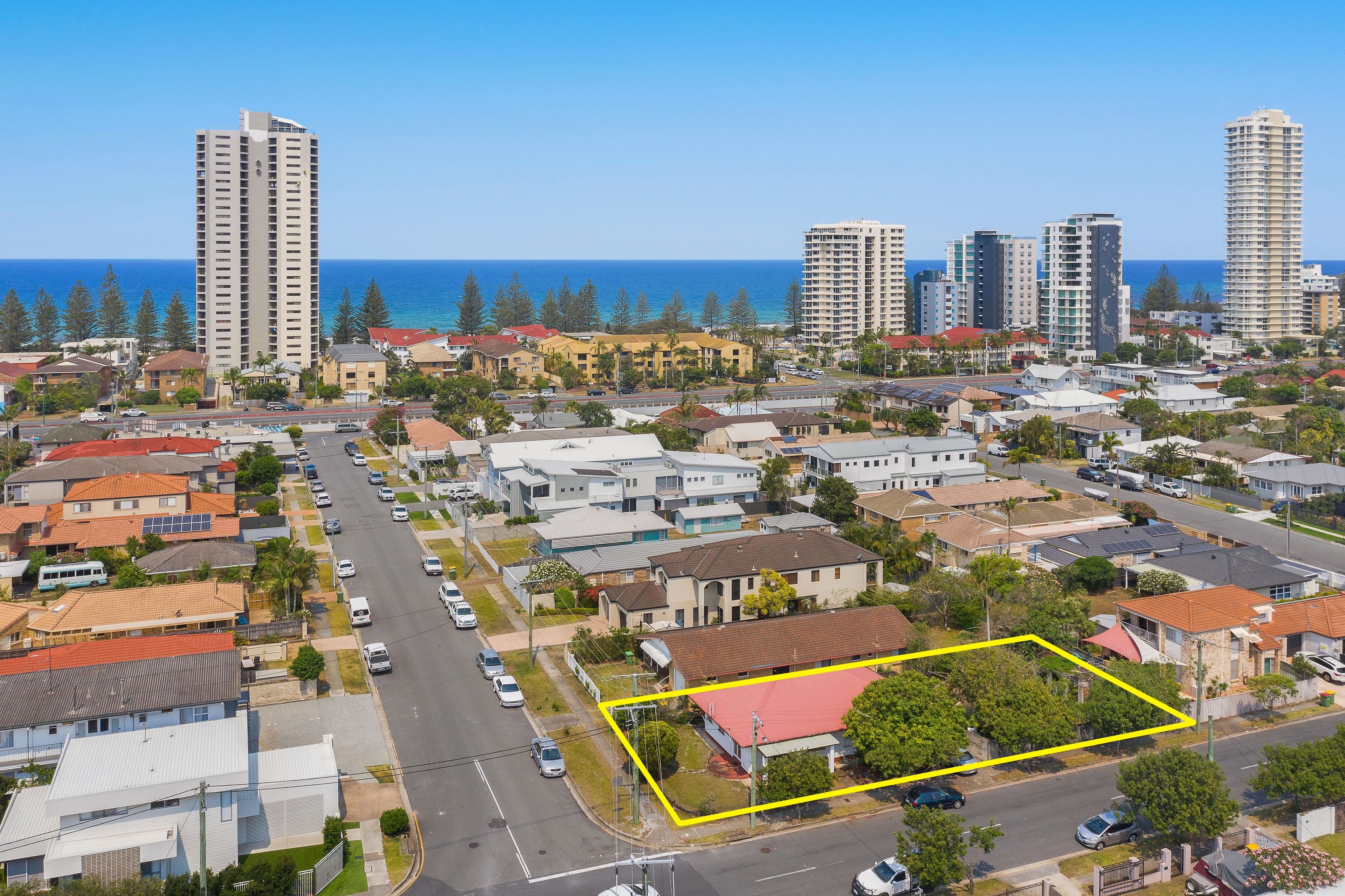 20 Deodar Drive, Burleigh Heads QLD 4220, Burleigh Heads - Image 1