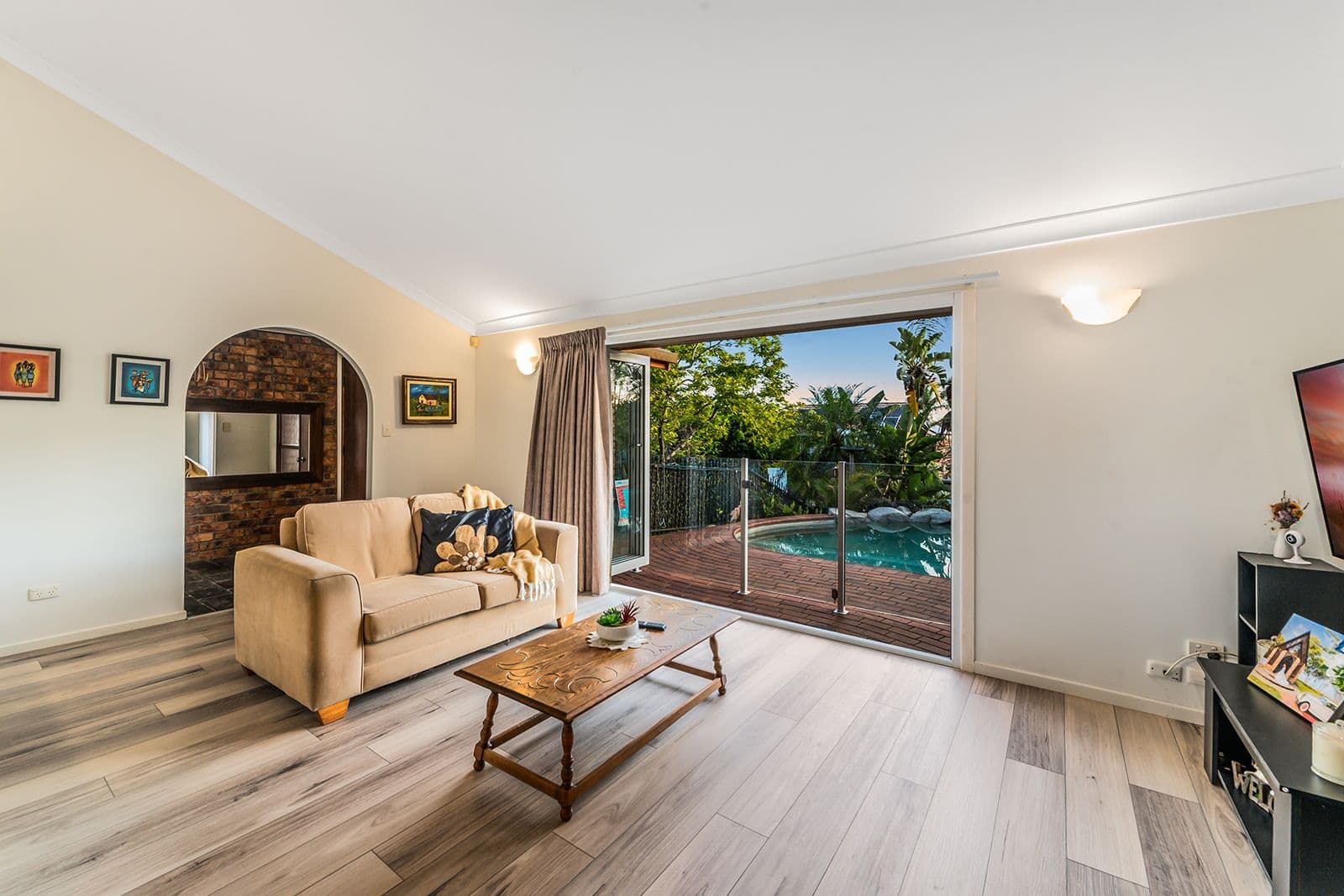 113 Sunset Road, Kenmore QLD 4069, Kenmore - Thumbnail 6