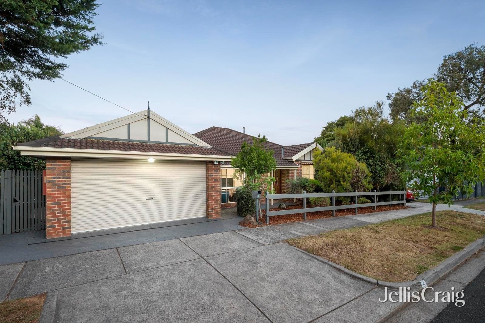 4 Ruskin Avenue, Croydon, Croydon - Thumbnail 2
