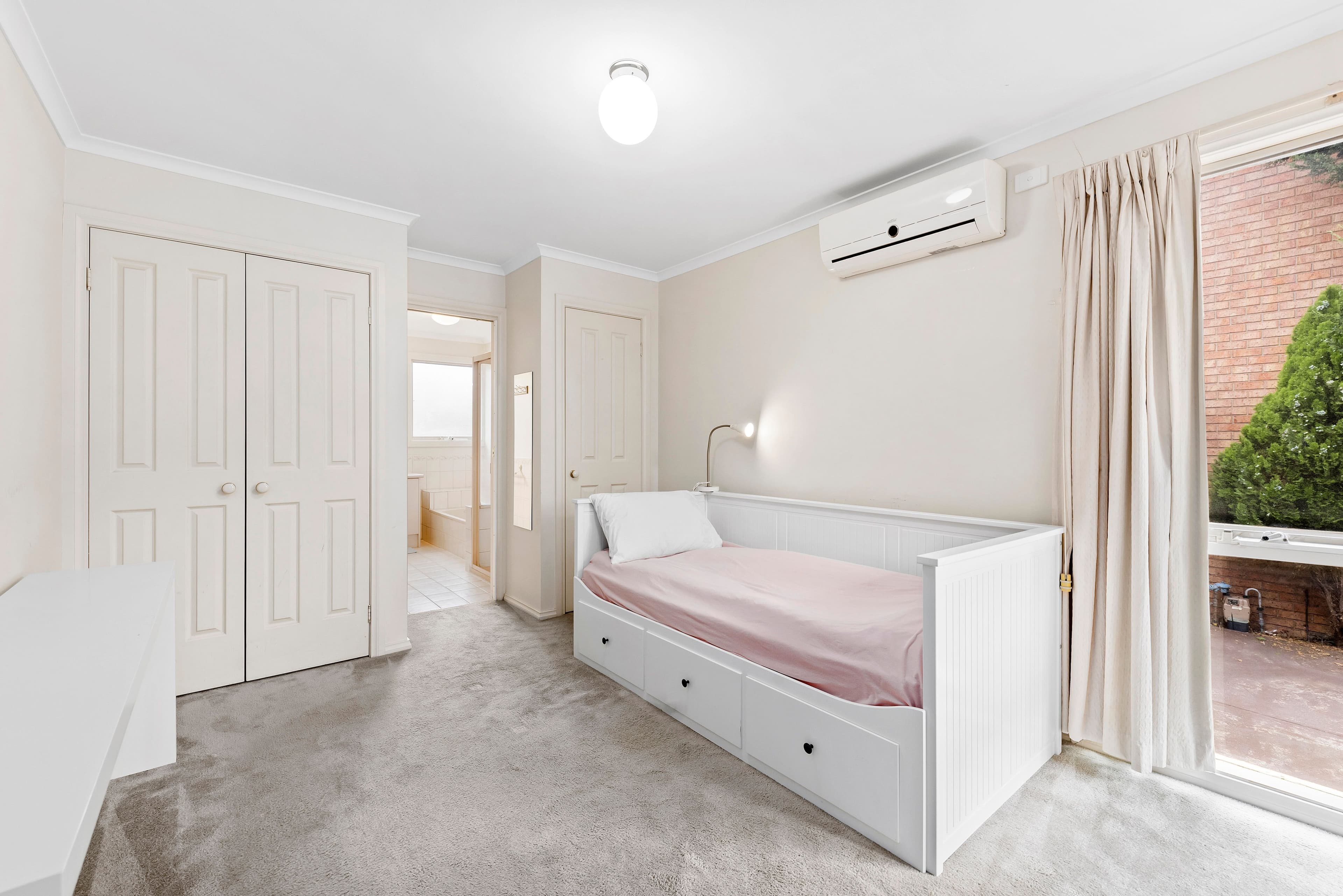 64 Beverley Street, Doncaster East VIC 3109, Doncaster East - Thumbnail 6