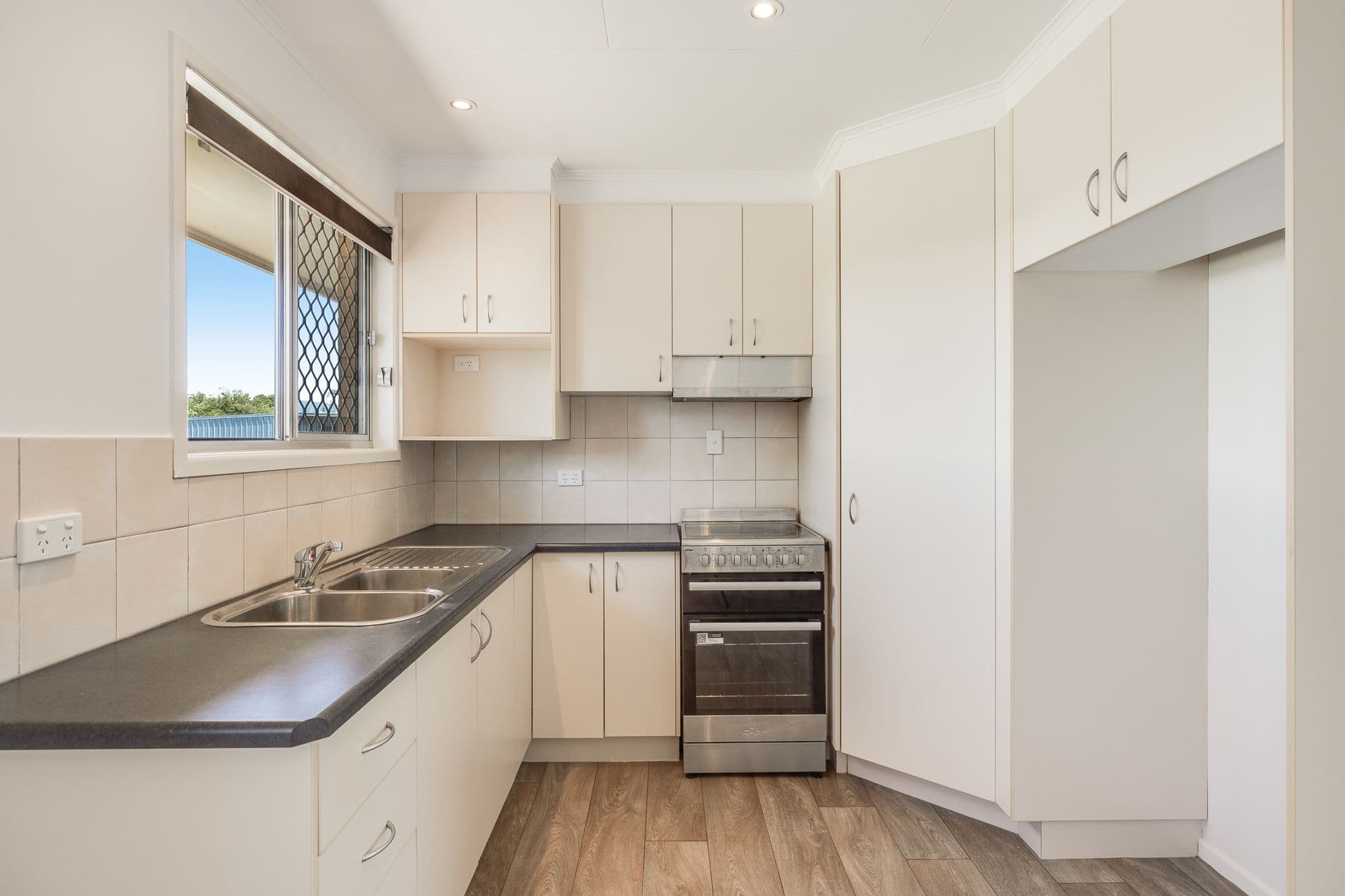 482 Stenner Street, Darling Heights QLD 4350, Darling Heights - Thumbnail 4