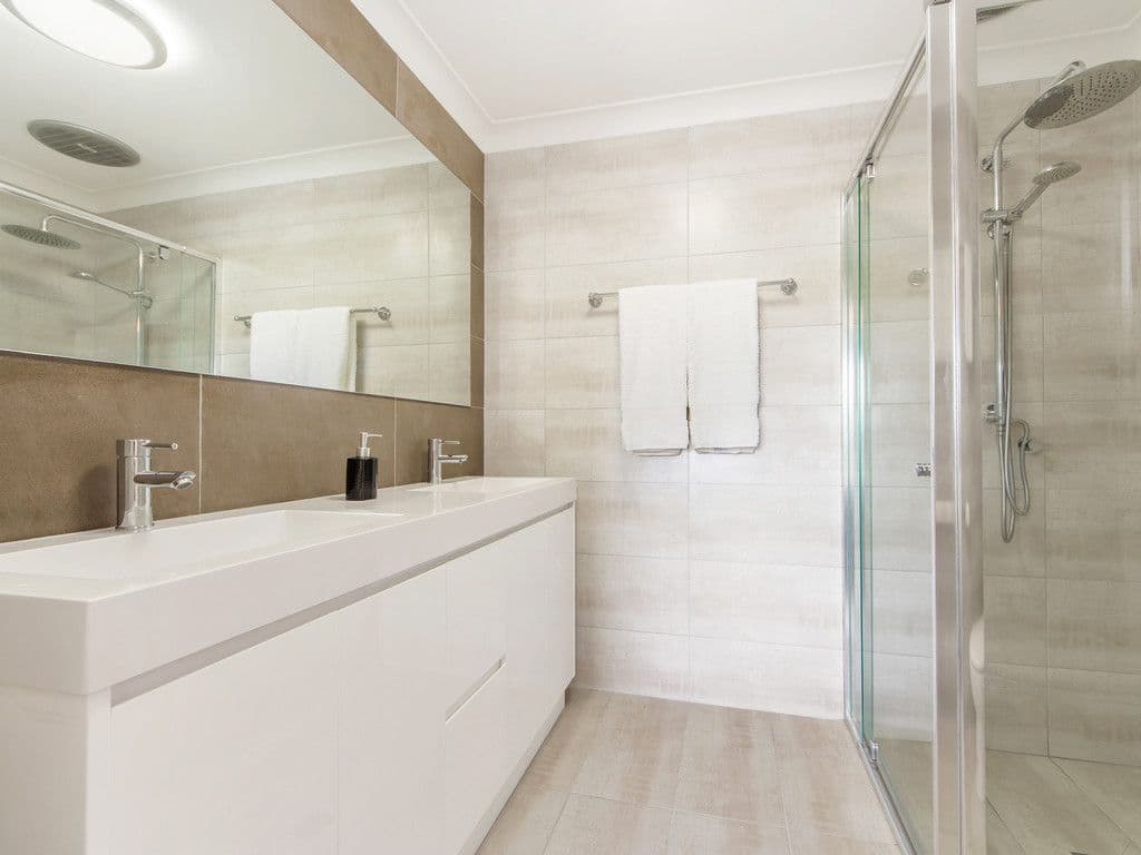 23 Merridown Drive, Merrimac QLD 4226, Merrimac - Thumbnail 5